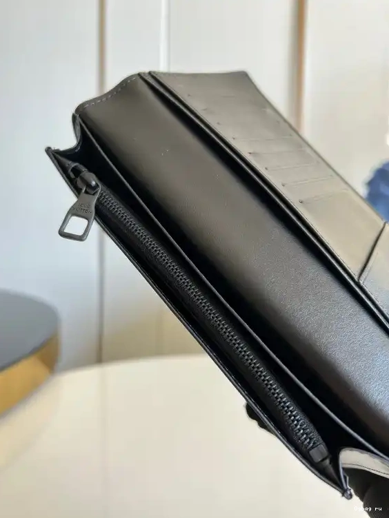 VUITTON BRAZZA LOUIS WALLET 0620